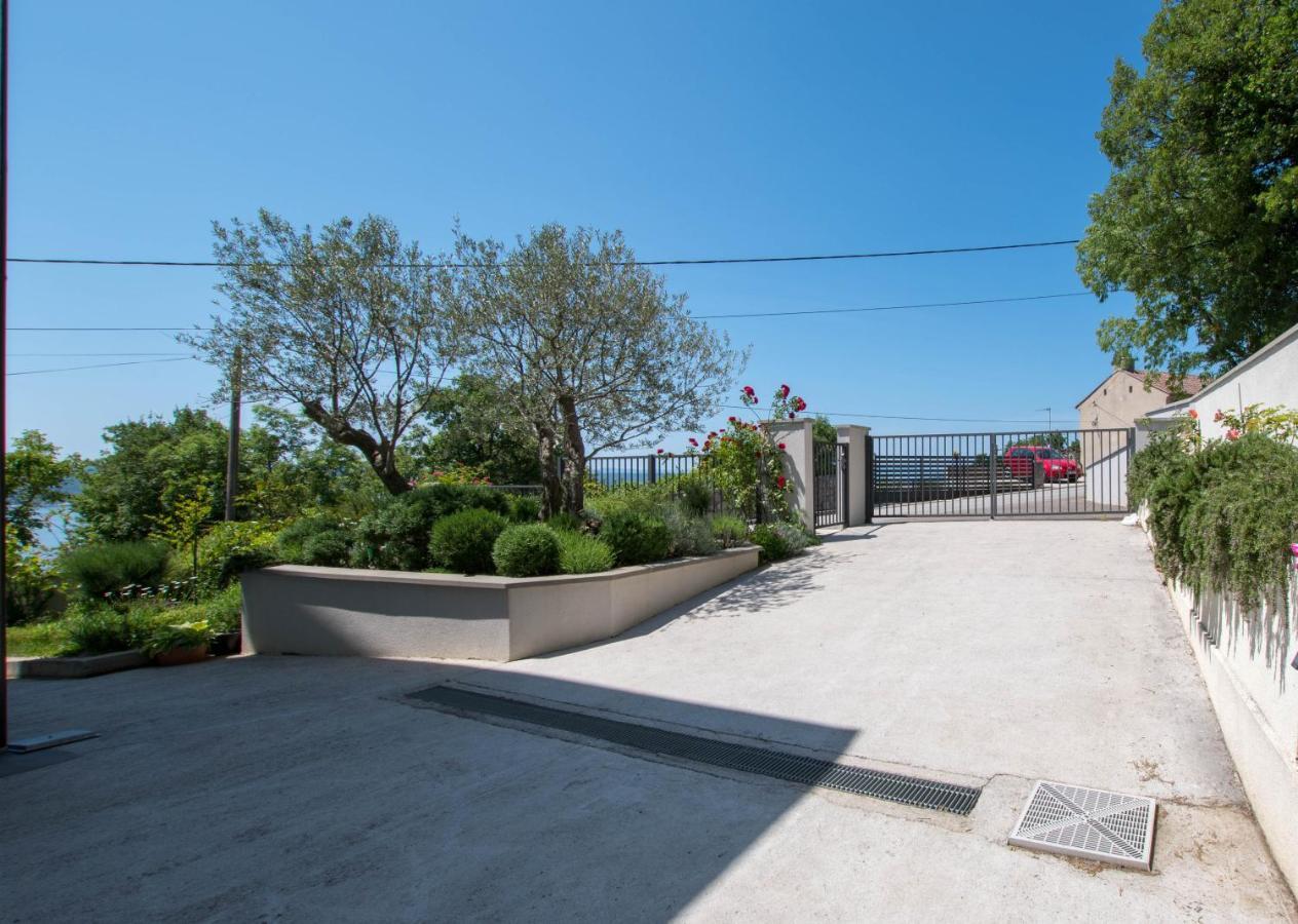 Apartments Moon Dramalj Zewnętrze zdjęcie